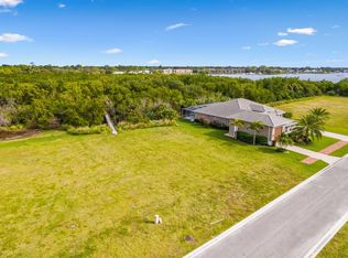 206 SE Fiore Bello, Port St Lucie, FL 34952