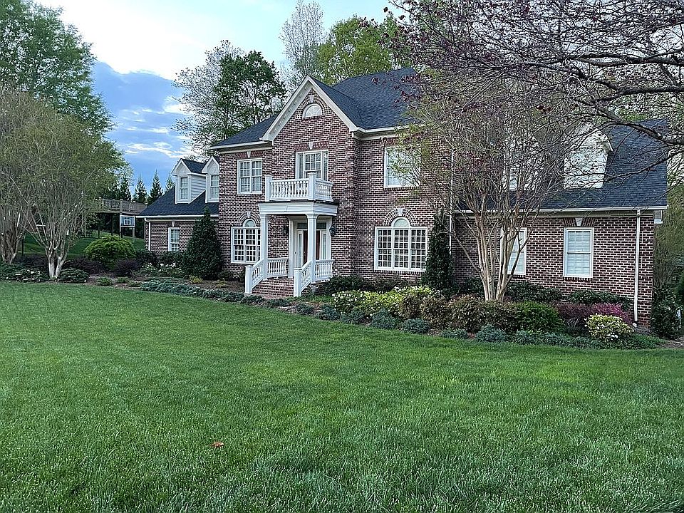 1st image of 505 New Britain Dr