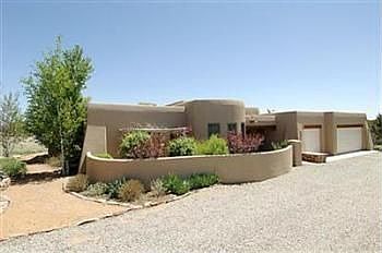 4th image of 72 Paseo De Estrellas