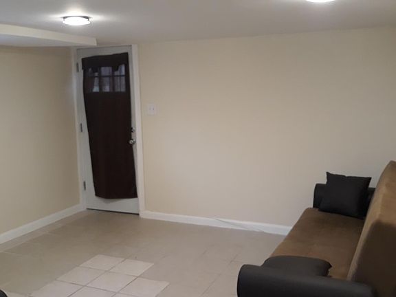 4th image of 2236 Pearsall Ave