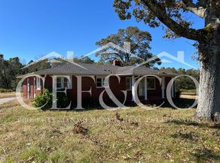 1091 Flatwood Rd, Spartanburg, SC 29303