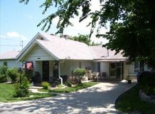 2805 N 2nd St, Saint Joseph, MO 64505