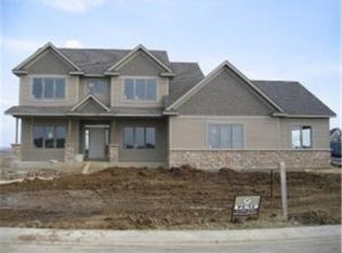 1506 Century Knoll Ln NE, Rochester, MN 55906