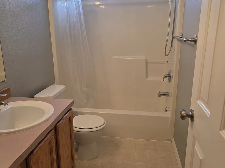 8746 NE Box Elder St — Photo 14