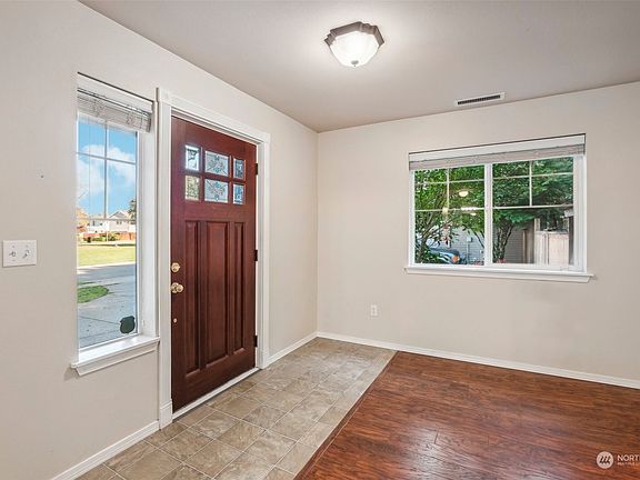 3rd image of 2835 Hannen Street