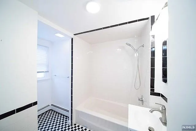 415 Demarest Ave #2 — Photo 9