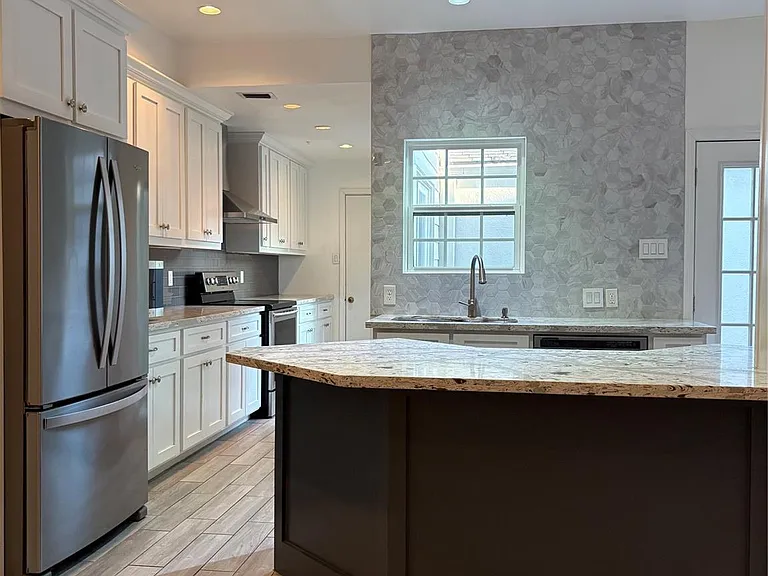 12625 Memorial Dr — Photo 1