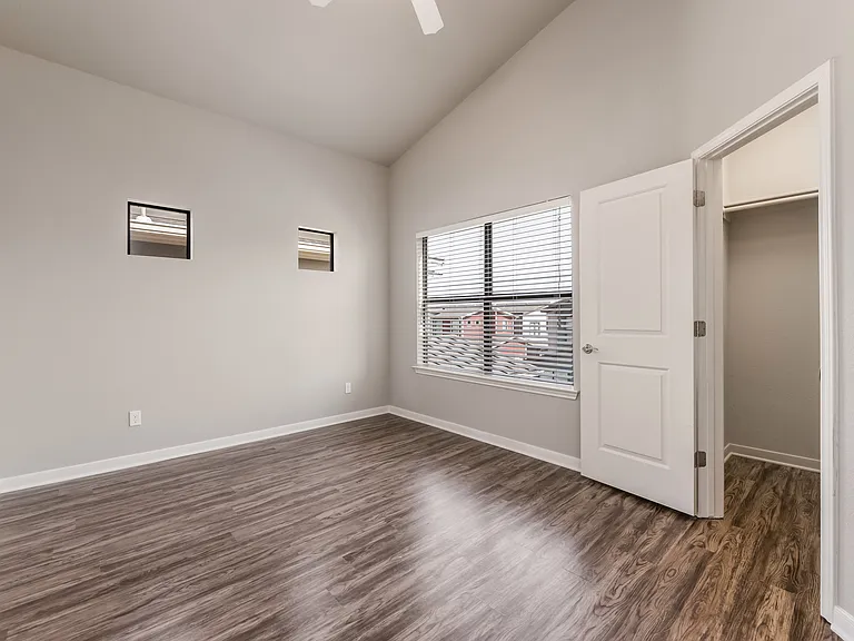 401 Bosque Blvd #102 — Photo 7