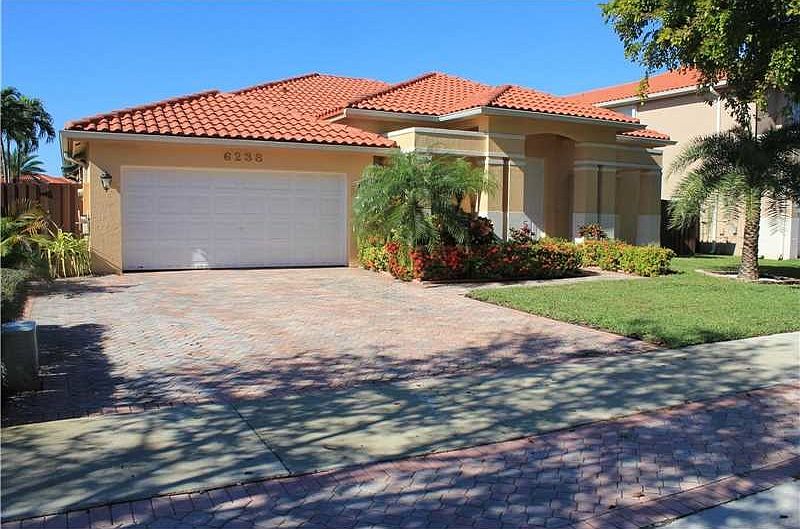 1st image of 6237 NW 113th Pl