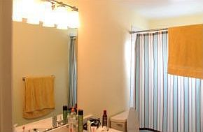 4th image of 220 Curacau Dr