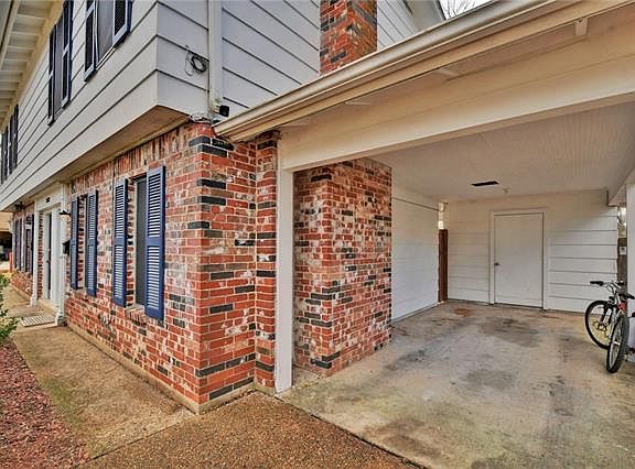 5th image of 8502 Woodstone Dr