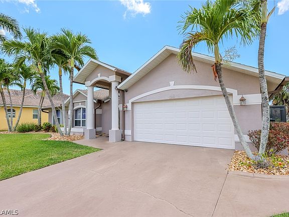4th image of 5244 SW 18th Ave