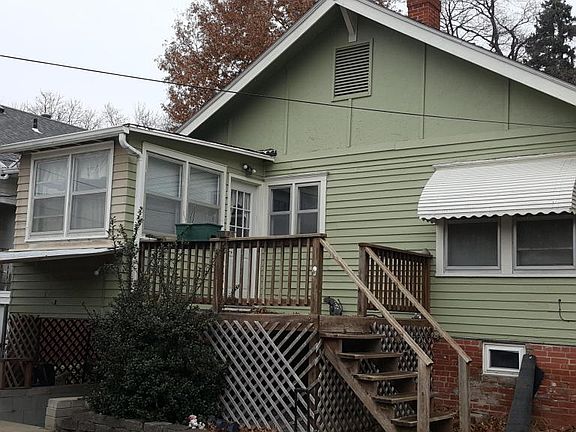 4th image of 2216 Doniphan Ave