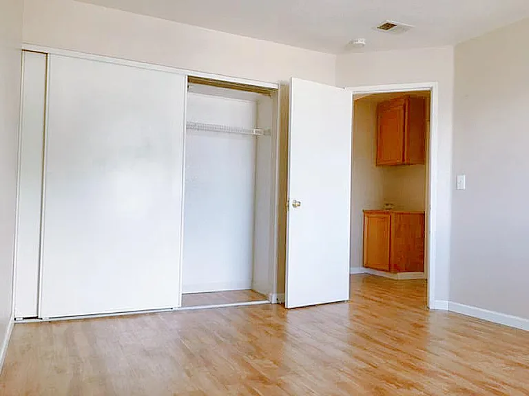 5257 Country Forge Ln — Photo 11