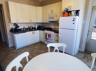 2648 W Iowa St APT 1R, Chicago, IL 60622