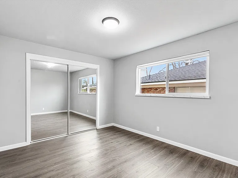 1570 Lander St — Photo 8