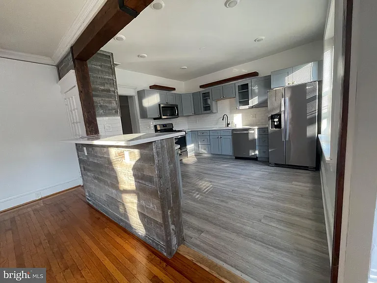 114 Levering St #2 — Photo 2
