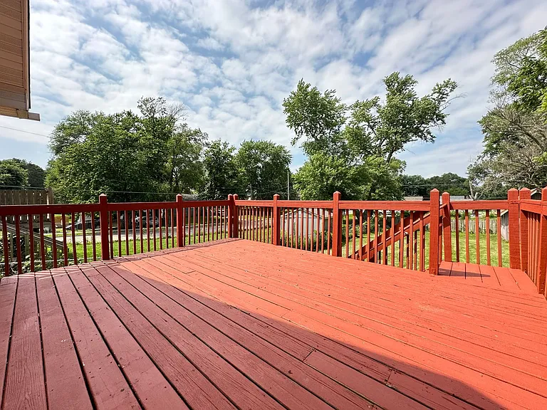 204 E Leland Ave — Photo 15