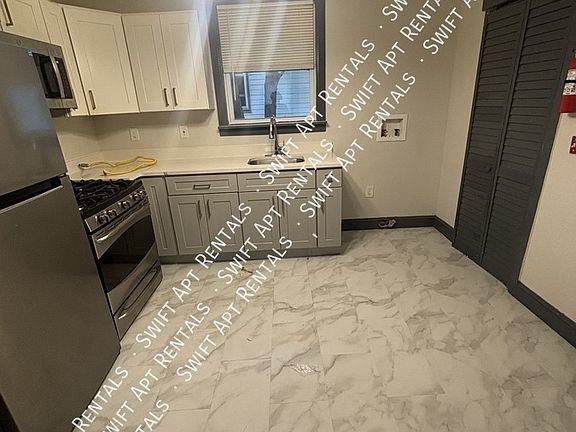 4th image of 875 S 20th St