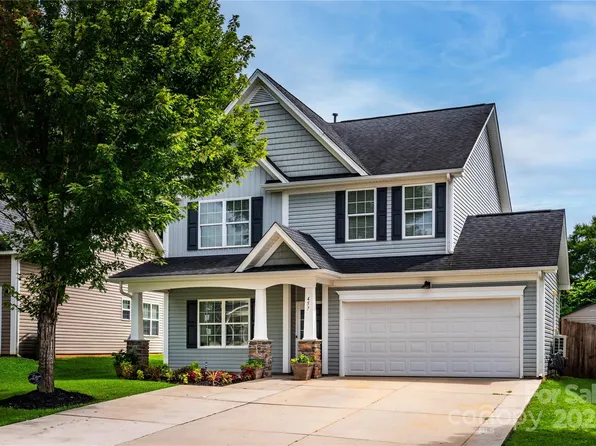 457 Laurel Fork Dr, Fort Mill, SC 29715