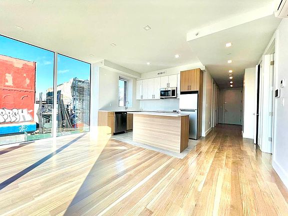3rd image of 1251 Bedford Ave Unit 6B