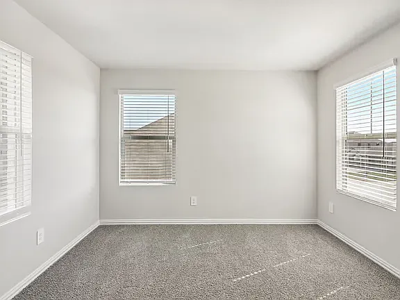 901 Edgehurst Dr — Photo 16