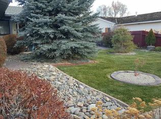 1380 Bumblebee Dr, Gardnerville, NV 89460