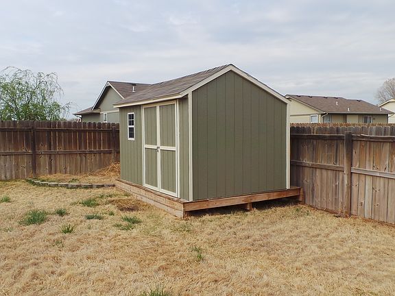10x12 Shed Built in 2013