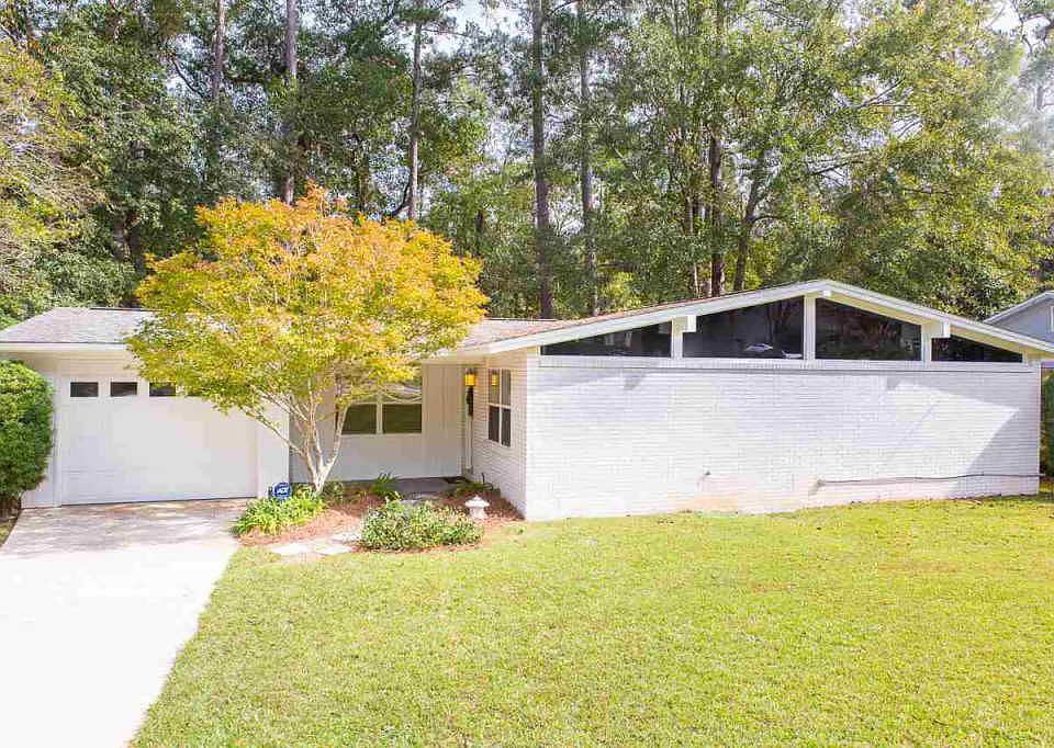1st image of 1125 Winifred Dr