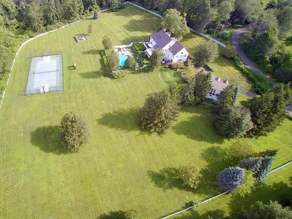 37 Giles Hill Road, Redding, CT 06896