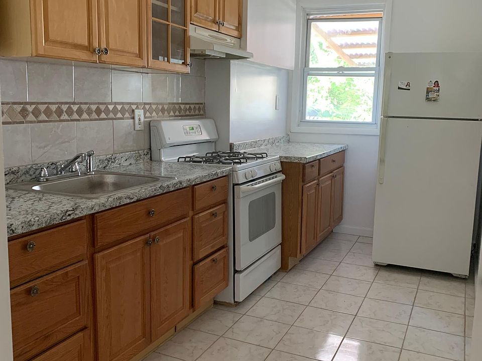 2nd image of 9145 88th St #1