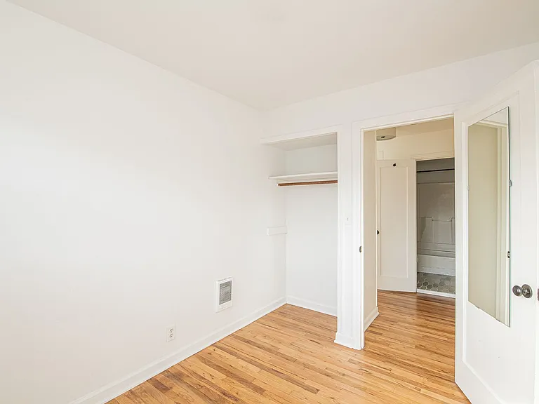 3033 N Halleck St — Photo 18