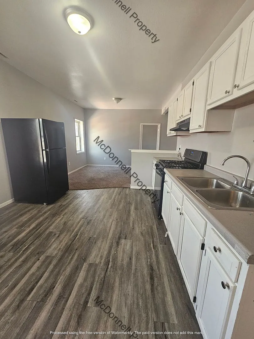 1022 15th Ave. East Moline — Photo 3