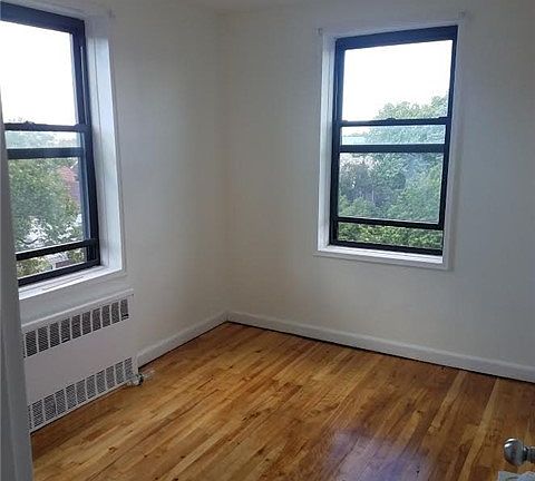 5th image of 8811 34th Ave APT 5D