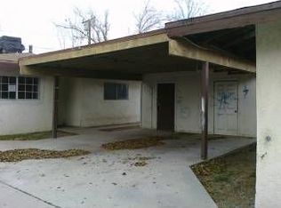 16527 Vine St, Hesperia, CA 92345