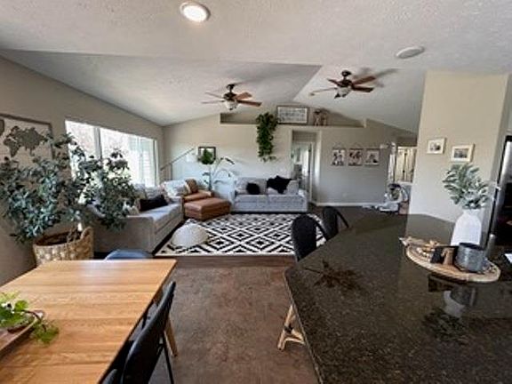 2nd image of 2820 W 43rd Street Pl