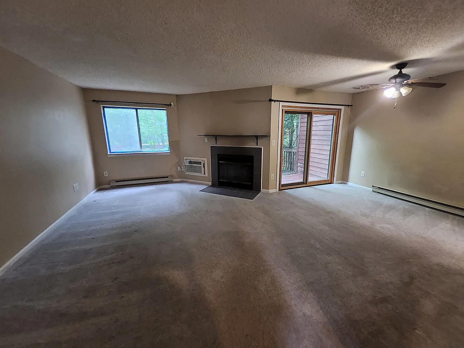 2 bed, 1440 sqft, $1,700 — Photo 2