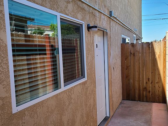 2nd image of 121 E Escalones #D