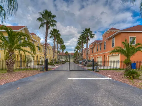 8708 Jasmeen Garden Ct, Tampa, FL 33615