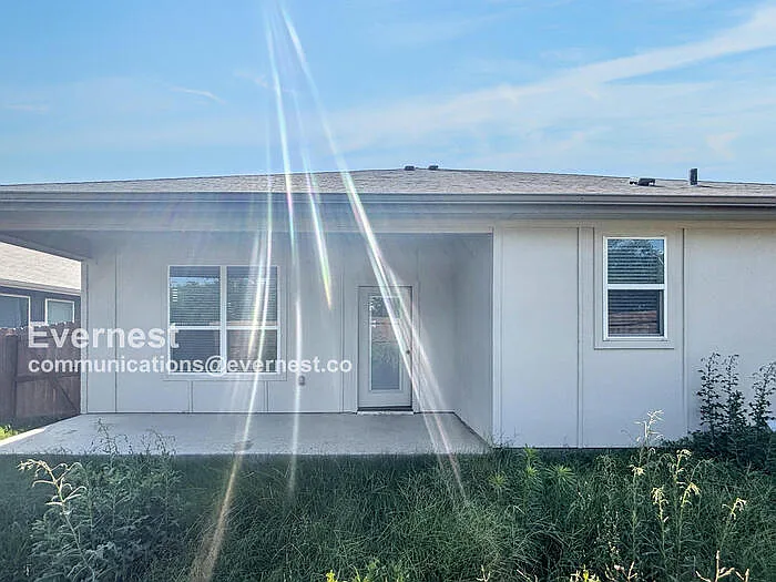 2123 Hornbeam St — Photo 17
