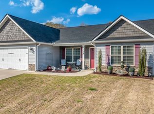 113 Sleepy River Rd, Simpsonville, SC 29681