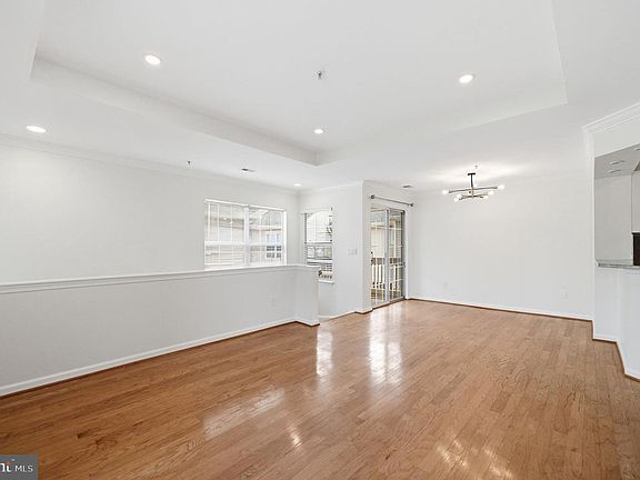 5th image of 45071 Brae Ter Unit 202
