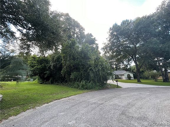 2nd image of 7105 N Grackle Point