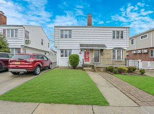 16330 22nd Ave, Whitestone, NY 11357