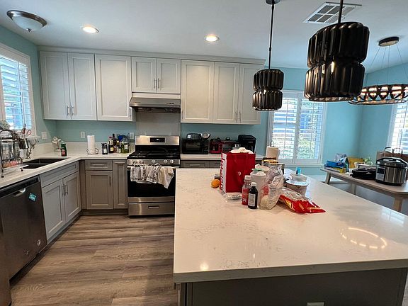 3rd image of 2232 Hitchcock Dr