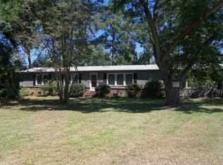 204 Henley Rd, Sanford, NC 27330