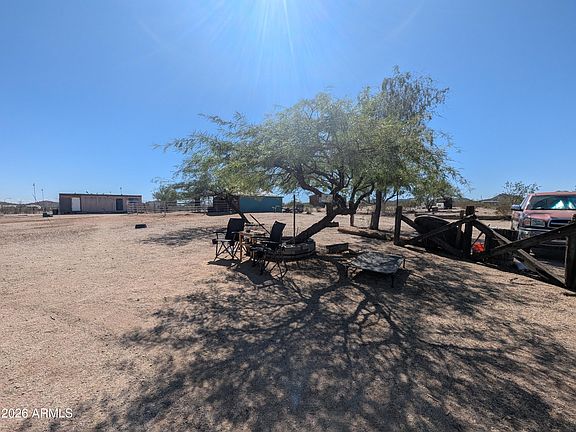 4th image of 4037 W JUDD Road