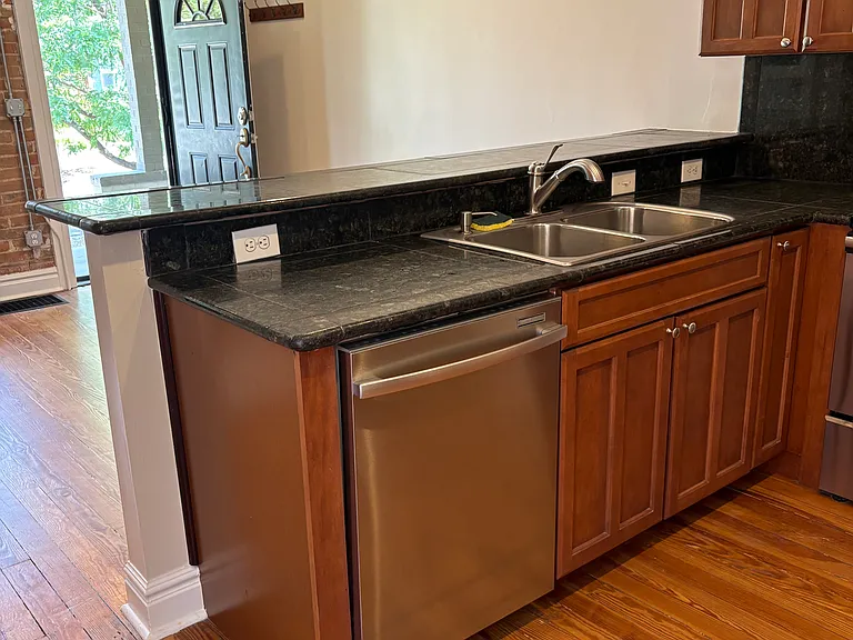 716 S Grant St — Photo 15