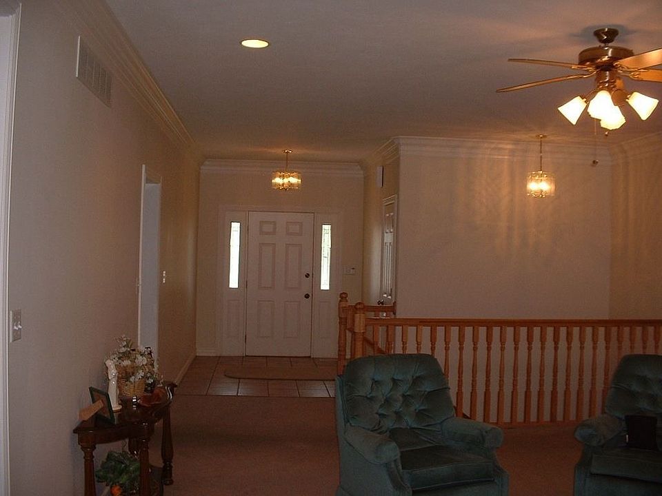 2nd image of 3813 Nathan Dr