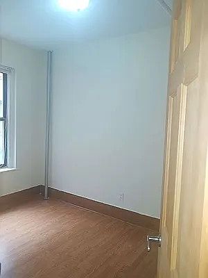 5th image of 515 W 184th St #1